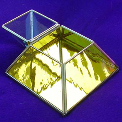 Yelow pyramid